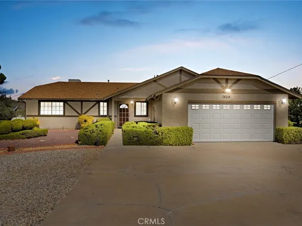 7824 Columbine Rd, Oak Hills, CA 92344
