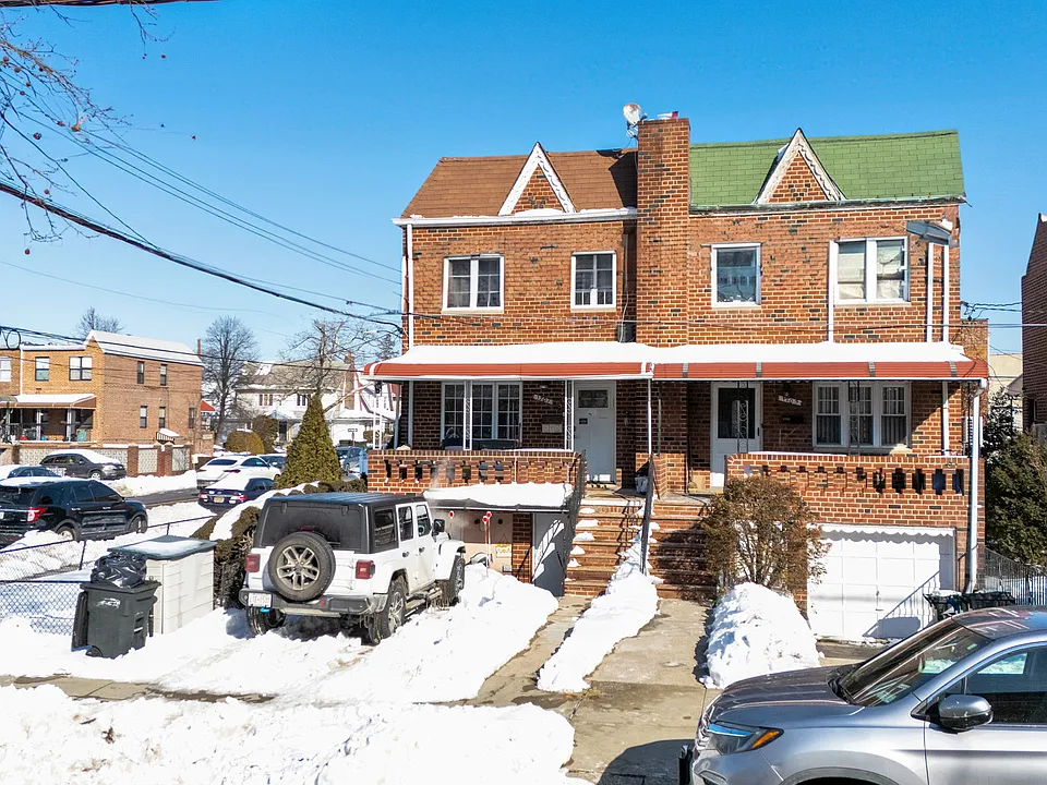1701 Burnett St
