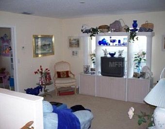 5th image of 25834 Crippen Dr
