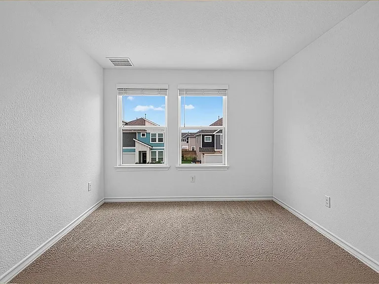 2911 Saint Regis Dr — Photo 23