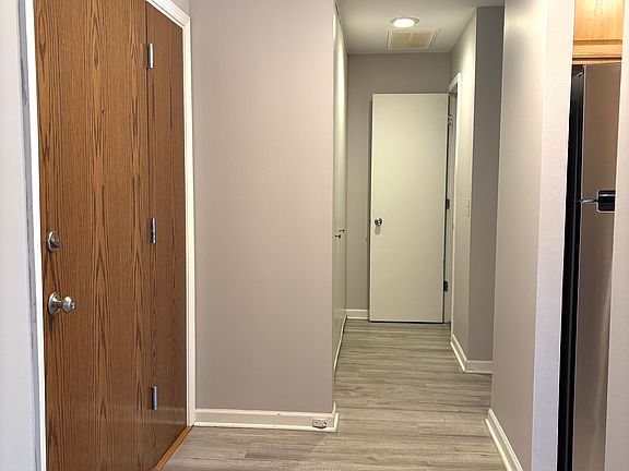 4th image of 6010 Oakwood Dr APT 1H