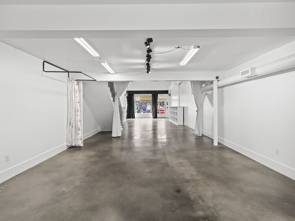 1st image of 1050 S Fairfax Ave