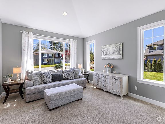 4th image of 10704 200th Avenue SE