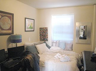 3rd image of 61 W 10th St APT 3A