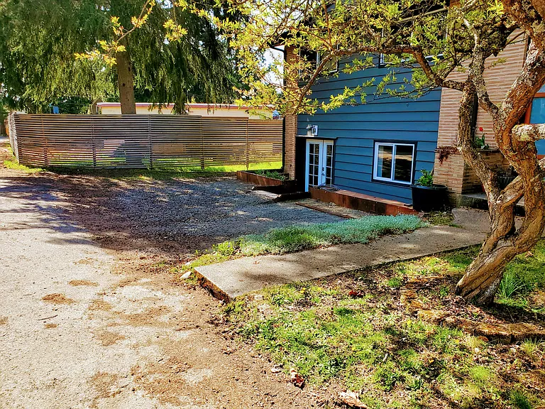 12220 Densmore Ave N — Photo 24