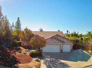 22747 Pebblestone Dr, Nuevo, CA 92567