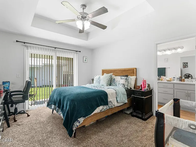 411 Raven Ln — Photo 10