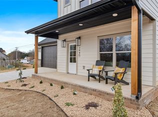 708 N Turtle Creek Dr, Rogers, AR 72756