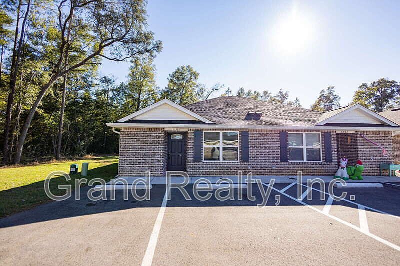 1st image of 6806 Whitney Polk Ct