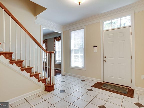 4th image of 10804 Hillbrooke Ln