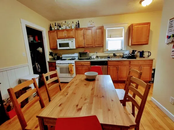 39 Whitfield Rd #2, Somerville, MA 02144
