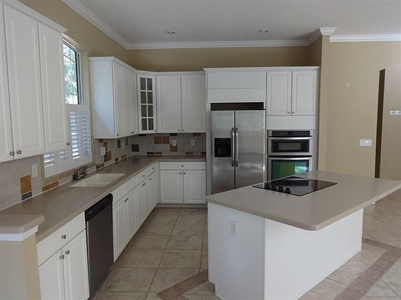 4th image of 315 West Kari Court St