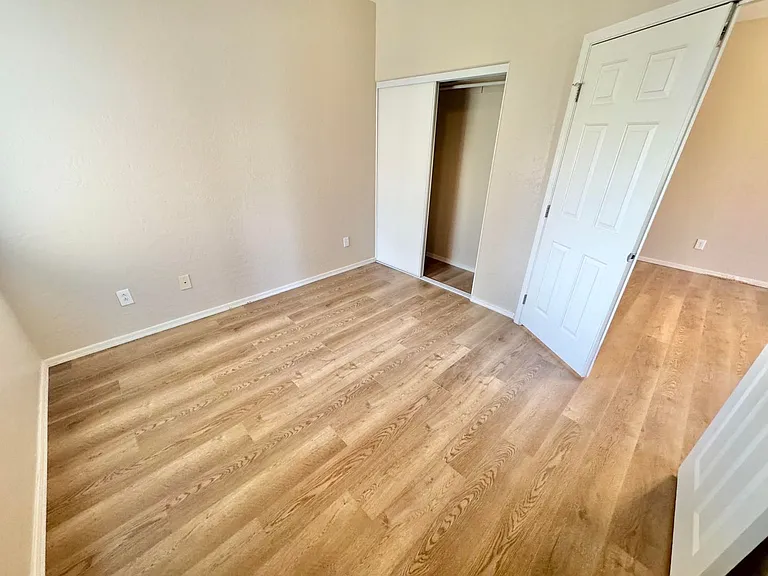 6868 Sky Pointe Dr #2139 — Photo 10