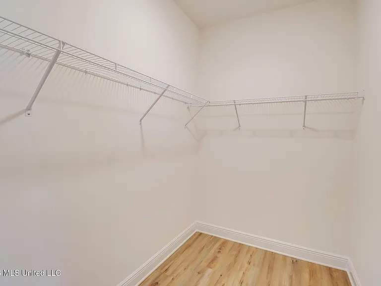 13469 Mary Ave — Photo 18