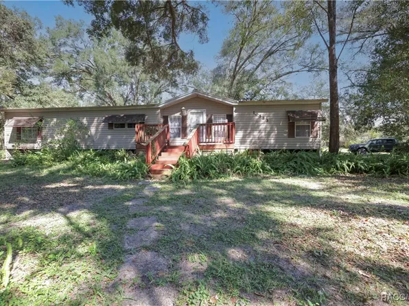 10585 N Citrus Ave, Crystal River, FL 34428