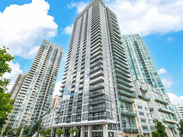 223 Webb Dr #1004, Mississauga, ON L5B 0E8