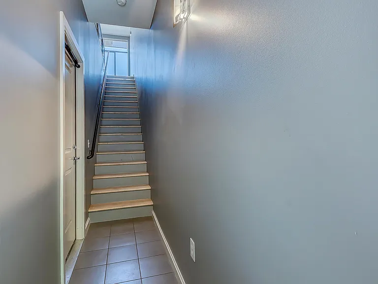 2345 Walnut St #17 — Photo 2