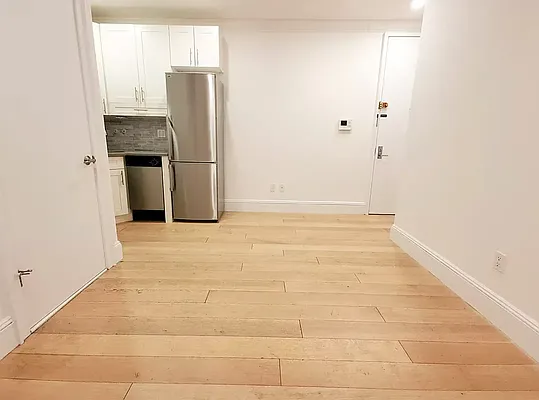 Rented by Brighton Management | media 9