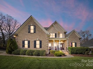 101 Moses Rhyne Dr, Mount Holly, NC 28120