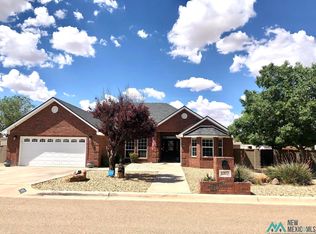1377 Oakwood Cir, Portales, NM 88130