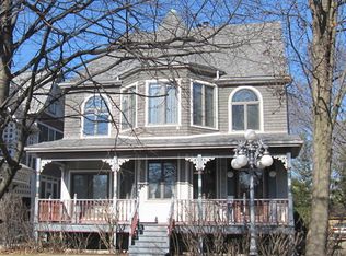 108 Gage Rd, Riverside, IL 60546