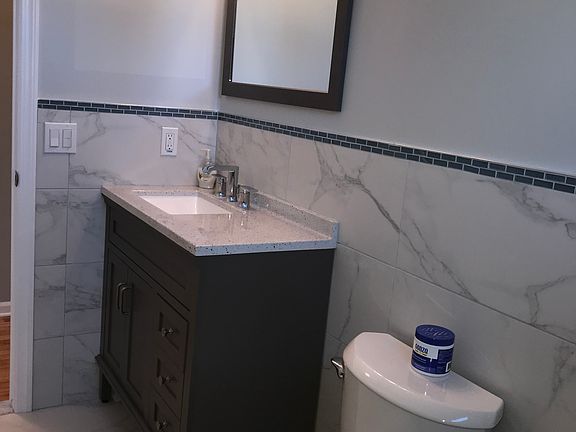 2nd image of 629 Schuyler Ave #2