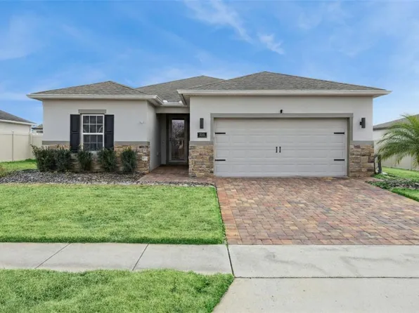 236 Messina Pl, Howey In The Hills, FL 34737