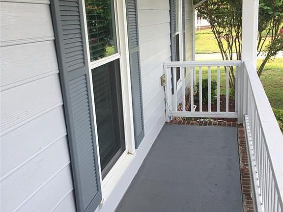 3rd image of 3213 Ansley Dr