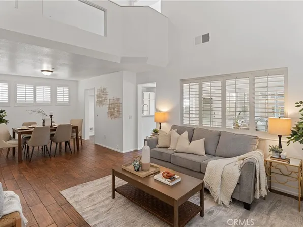 572 E Stephanie Dr, Covina, CA 91722