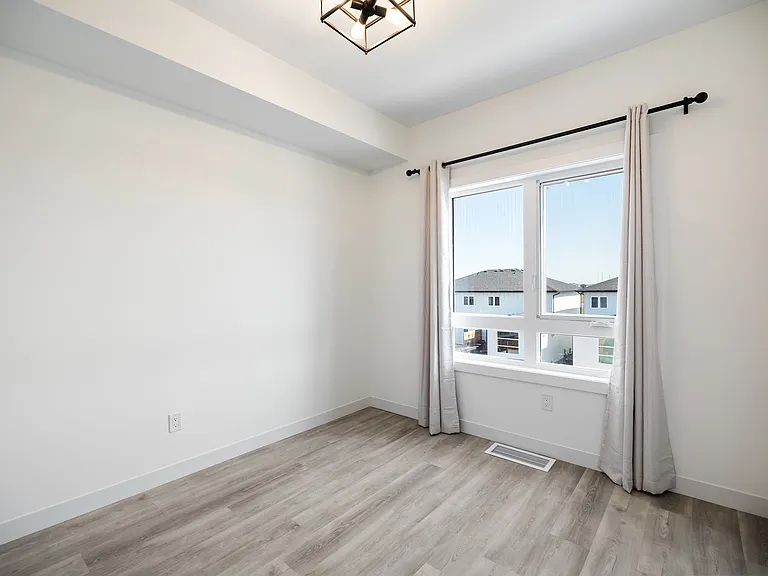 11 Merkel Manza Blvd — Photo 51