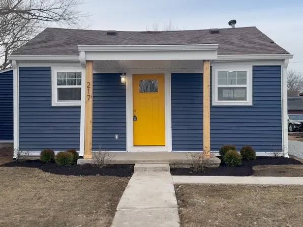 217 E Michigan St, Fortville, IN 46040