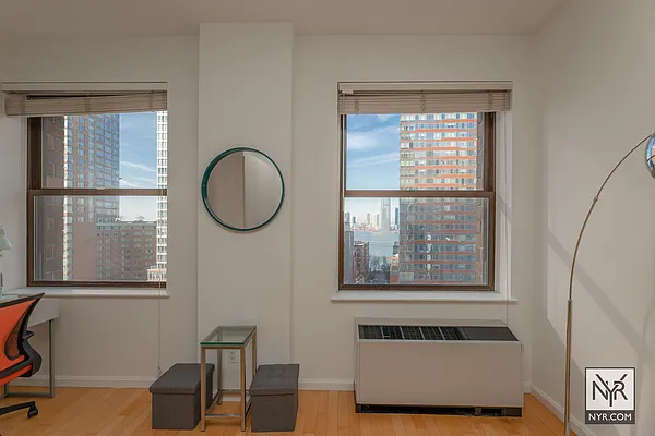 Rented by New York Residence | media 35