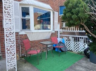 1040 E 218th St, Bronx, NY 10469