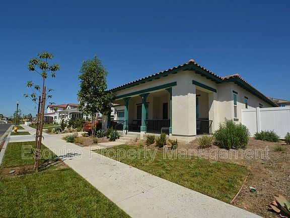 2nd image of 139 Wisteria St