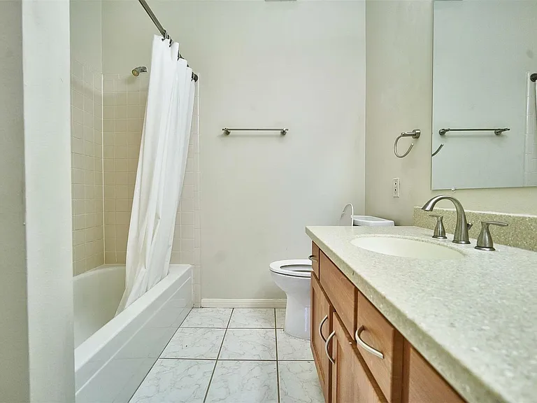 2816 Holly Hall St — Photo 19
