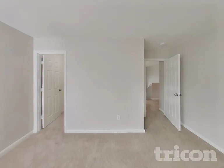 10213 Blue Sky Dr — Photo 11