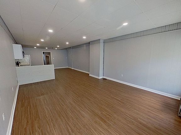 3rd image of 121A S Main St
