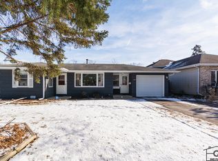 3609 Peoria St, Steger, IL 60475