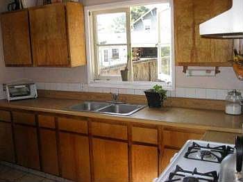 5th image of 712 W Pedregosa St