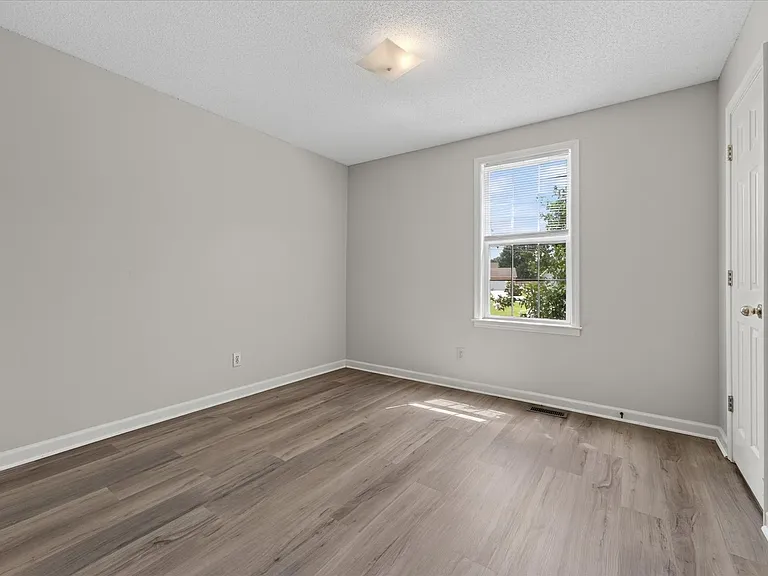 3171 Buckhorn Ct — Photo 26