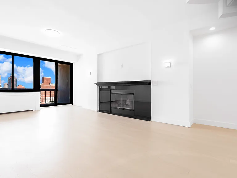 245 E 58th St #Penthouse A — Photo 7