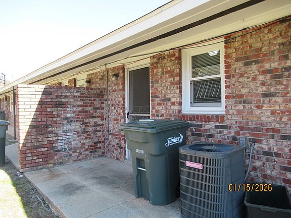 5th image of 326 W Hampton Ave #2758193D9