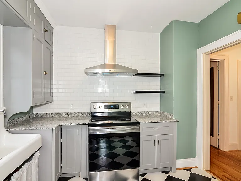 969 Saint Clair Ave #1 — Photo 1