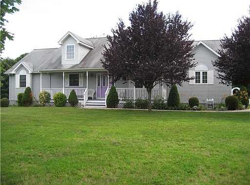 1st image of 15 Lauren Ct
