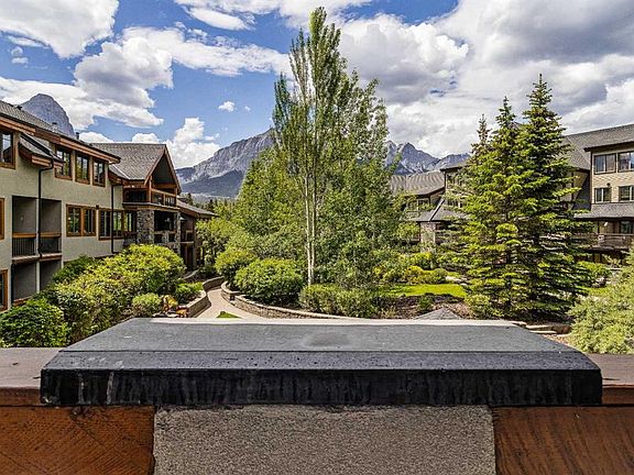 4th image of 505 N Spring Creek Dr #213