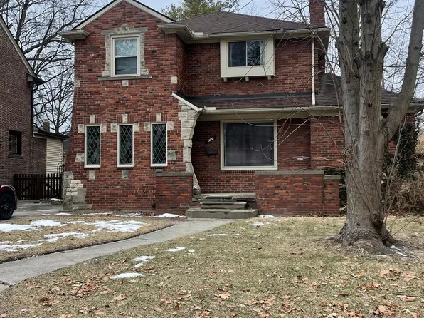 1367 Bishop Rd, Grosse Pointe Park, MI 48230