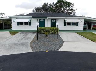 4 Heath Aster Ln, Lehigh Acres, FL 33936