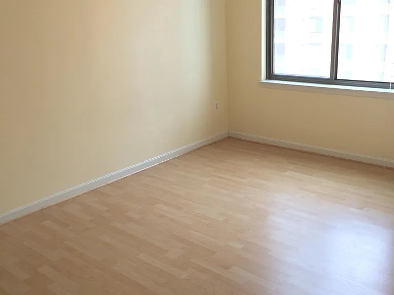 11710 Old Georgetown Rd #1024 — Photo 16
