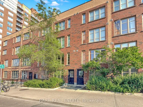 21 Ruttan St #140, Toronto, ON M6P 0A1