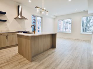 1814 W Thomas St #2F, Chicago, IL 60622
